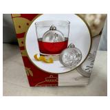 New Holiday Theme Ornament Ice Molds
