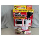 New Pack of 18 Ruby Space Triangles For Closet Organization