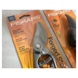 2 New Pairs of Fiskars Pruners