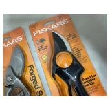 2 New Pairs of Fiskars Pruners