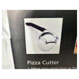 New Broil King Deluxe Pizza Cutter