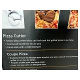 New Broil King Deluxe Pizza Cutter
