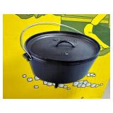 New Lodge Cast Iron 8 qt Dutch Oven with Lid