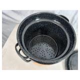 New Granite Ware 7.5 Quart Multi Use Pot with Blancher Strainer