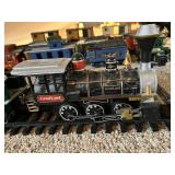 GreatLand Express Train Set & Cars, Tracks & Buildings