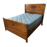 U - Vintage Full Size Wooden Bed with Carved Headboard and Footboard