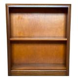 UL - Vintage Wooden Bookcase with Shelf