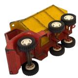 UL - Lot of 4 Vintage Die-Cast Trucks and 1932 Montgomery Ward Bank Car