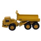 UL - Lot of 4 Vintage Die-Cast Trucks and 1932 Montgomery Ward Bank Car