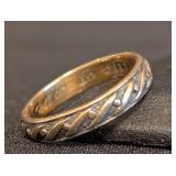 K - 14k Gold Band Ring with Etched Design, Size 6