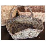 ML - Set of 5 Woven Baskets with Handles and Varied Designs