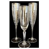 LR - Mixed Glassware Lot with Glasses, Ramekins, and Wine Glasses