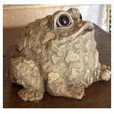 G - Set of 5 Animal Garden Figurines Frog Duck Rabbit Hedgehog