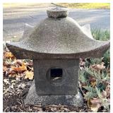 Y - Concrete Japanese Garden Lantern