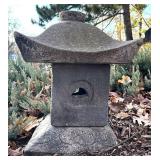 Y - Concrete Japanese Garden Lantern