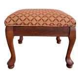 FR - Vintage Upholstered Wooden Footstool with Patterned Fabric