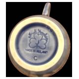 FR - Collection of Decorative Ceramics and Frosted Glass Accents