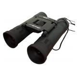 LR - Ricardo Beverly Hills Travel Pack with Eddie Bauer 10x25 Binoculars and Case