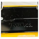 FR - Vintage Tonka Yellow Jeep Wagoneer Pressed Steel Toy Truck