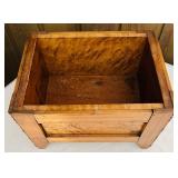 FR - Antique Wooden Storage Box with Decorative Carved Sides