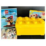 FR - LEGO Brickmaster Pirates Set, Classic Pieces, and Box with Vintage Exxon Tow Truck 6679