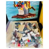 FR - LEGO Brickmaster Pirates Set, Classic Pieces, and Box with Vintage Exxon Tow Truck 6679