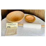 FR - Wooden Dough Bowl Set with 14in Munsing, Curly Maple Bowl, Rolling Pin, and Pastry Cloth