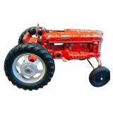 FR - Vintage Hubley Cast Iron Red Toy Tractor