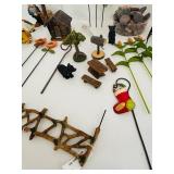 FR - Fairy Garden Accessories Collection with Figurines, Houses, and Decorative Stakes