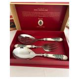 FR - Spode Christmas Tree Hostess Set - Cutlery, Cake Slice, and 8 Coasters