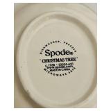 FR - Spode Christmas Tree Square Baker, Spoon Rest, and Trivet Set