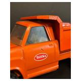 FR - Vintage 14-Inch Tonka Orange Dump Truck Toy
