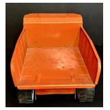FR - Vintage 14-Inch Tonka Orange Dump Truck Toy