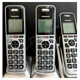 FR - Panasonic KX-TGF970 Cordless Phone System with 4 Handsets and Base