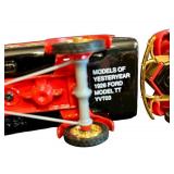 FR - Models of Yesteryear Budweiser Diecast Truck Collection