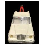 DR - Vintage Tonka White Jeep Wrecker Tow Truck Diecast Toy