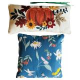 FR - Collection of 7 Decorative Throw Pillows with Botanical and Patterned Designs
