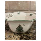 K - Spode Christmas Tree Holiday Dinnerware Collection with Collector Plate