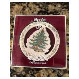 K - Spode Christmas Tree Holiday Dinnerware Collection with Collector Plate