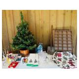 LR/FR - Holiday Decor Collection with 33-Inch Lighted Tree and Ornaments