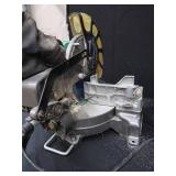 HITACHI COMPOUND MITER SAW