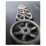 LOT OF VINTAGE CAST IRON VALVE HANDLES