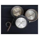 VINTAGE STEAM GAUGES