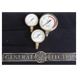 VINTAGE COLLECTIBLES