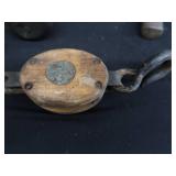 ANTIQUE BLOCK AND TACKLE PLUS
