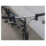 MENS MOUNTAIN TRACK 820