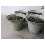 4 LARGE FLOWER POTS