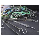 LG LOT OF ASSORTED BUNGEE STRAPS