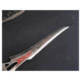 2 MATCHING KNIVES