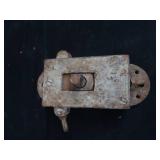 VINTAGE SCREW JACK / CRANK FOR HAY LOFT DOOR